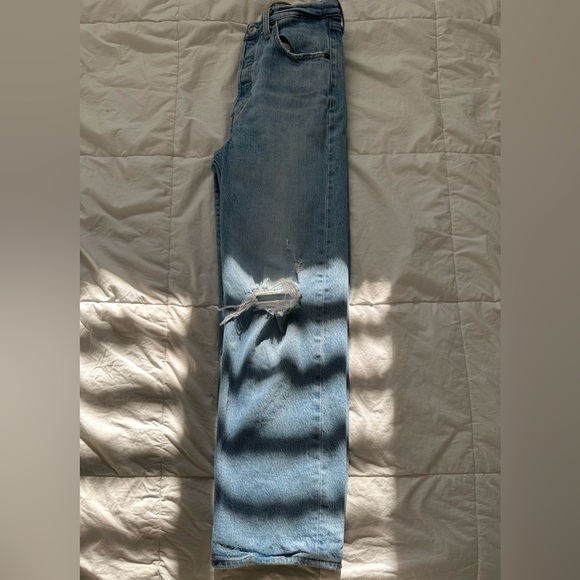 Straigh leg Levi’s Jeans size 26 (Small) - Picture 2 of 5